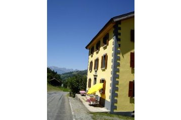 Elveţia Privát Frenières-sur-Bex, Exteriorul